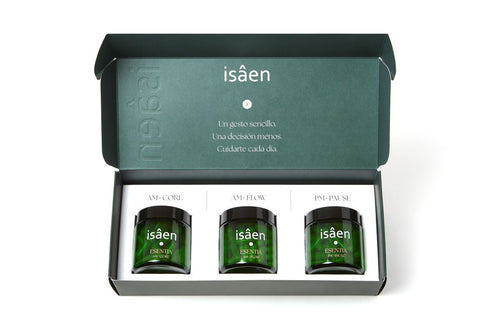 Ritual Completo ESENTIA de isâen — pack AM·CORE, AM·FLOW y PM·PAUSE para perimenopausia (vista posterior)