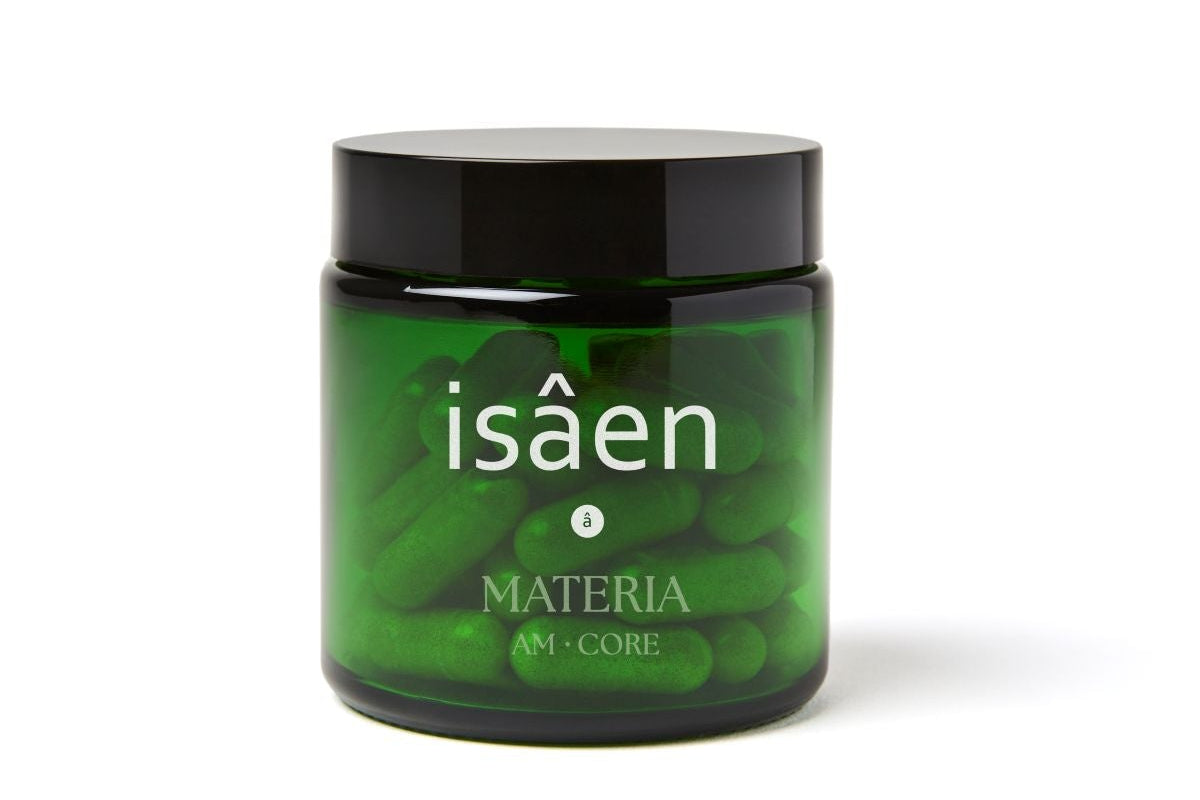 MATERIA AM·CORE de isâen — suplemento base para el rendimiento físico diario (vista frontal)
